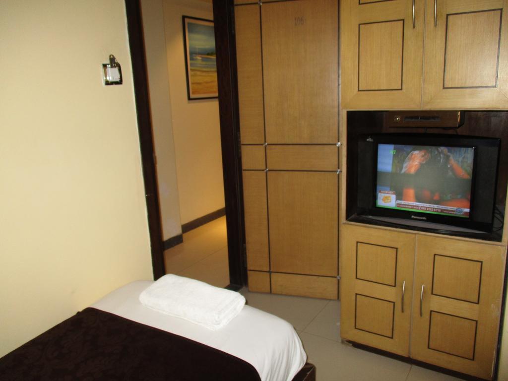 Hotel Sapna Marine Мумбаї Екстер'єр фото