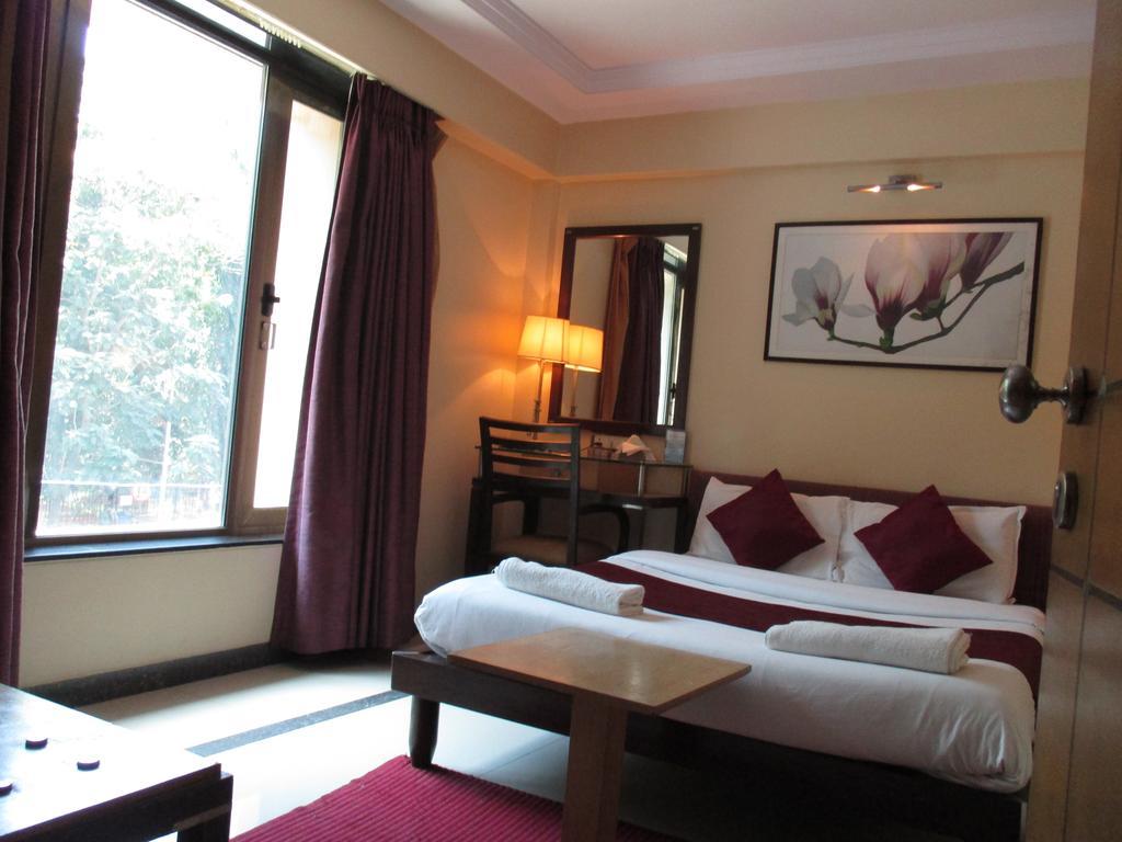 Hotel Sapna Marine Мумбаї Екстер'єр фото