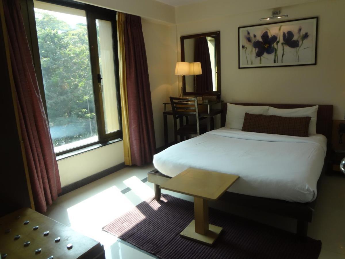 Hotel Sapna Marine Мумбаї Екстер'єр фото